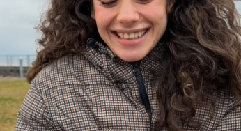 I love this smile – broken leg