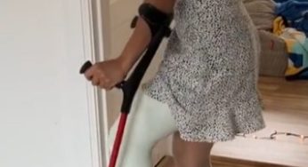 Elina with a LLC and a high heel.